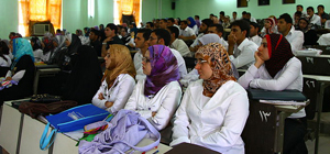 Iraqi medical students, at University of Basrah College of Medicine in 2010.